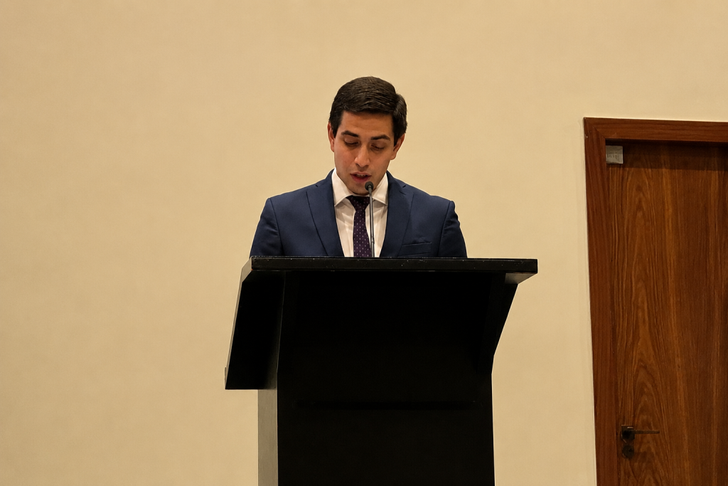 Docente de la FADP es distinguido como padrino de graduación de la Universitat de Barcelona